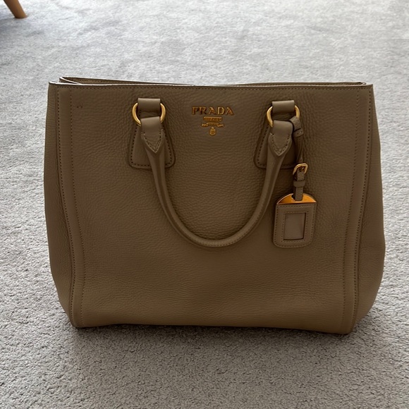 Prada Handbags - Authentic Prada Vitelli Daino Tote